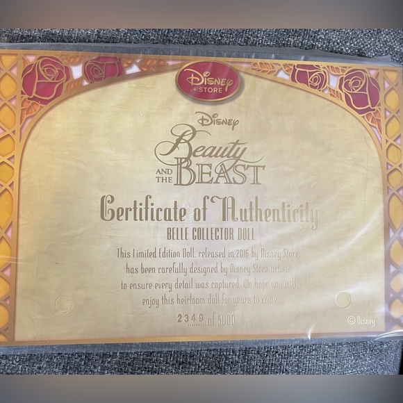 Beauty and the Beast Belle doll - Disney limited edition1 of 5000 17” - Picture 6 of 6